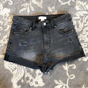 3/$20 🛍️ H&M Stretch Denim Shorts